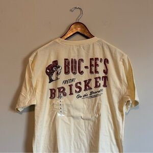 NWT Buc-ee's 2026 "Fresh Brisket On The Board"  T-Shirt Large Release Cream VTG